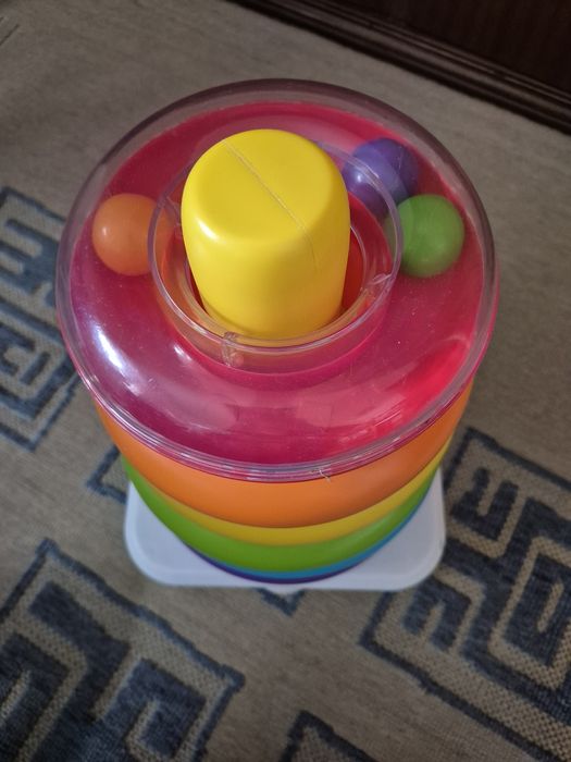Pirâmide de Argolas Gigante da Fisher-Price,