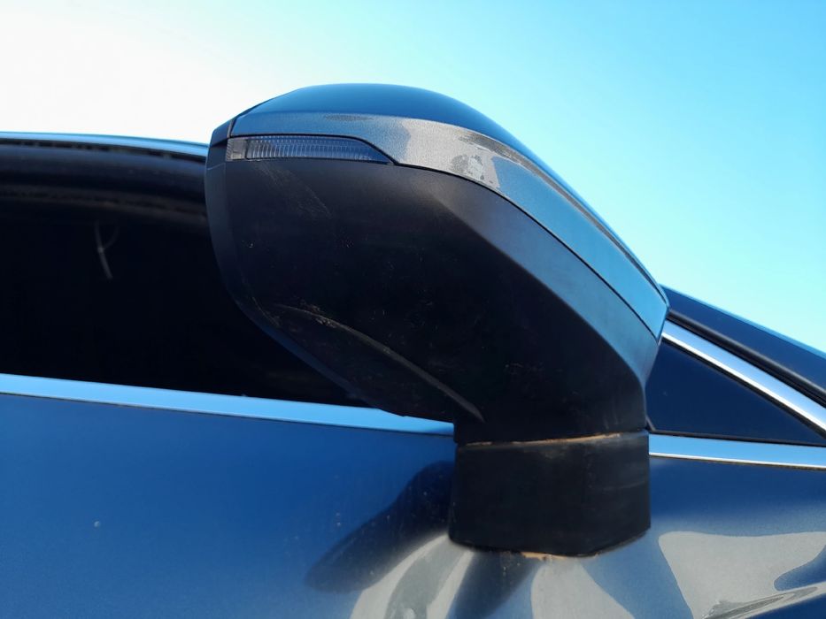 Retrovisor / espelho direito AUDI Q3 (F3B)
