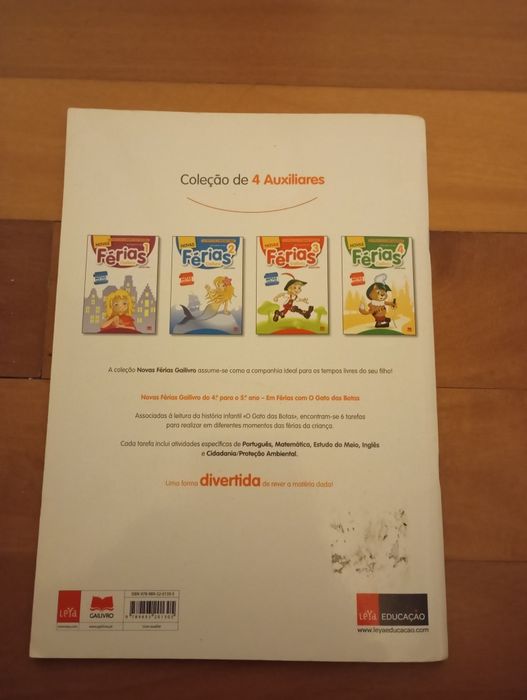 Livro escolar do 4° para o 5° ano