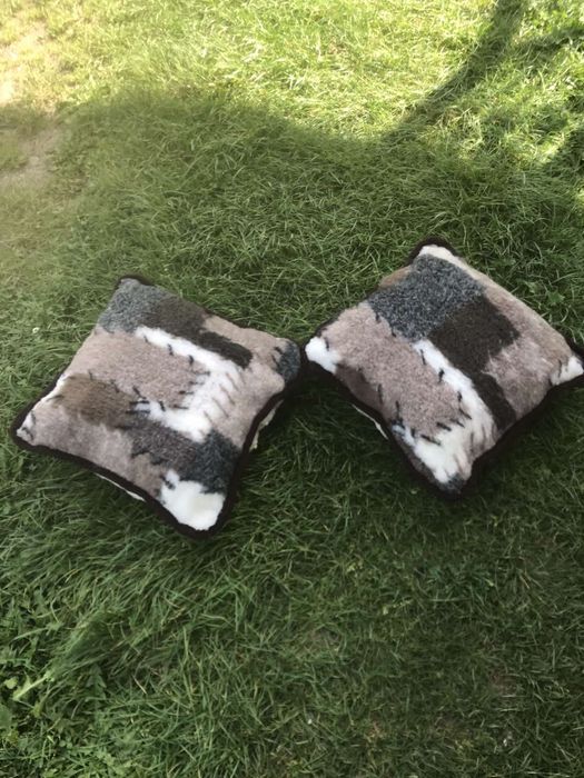 подушка з  вовни