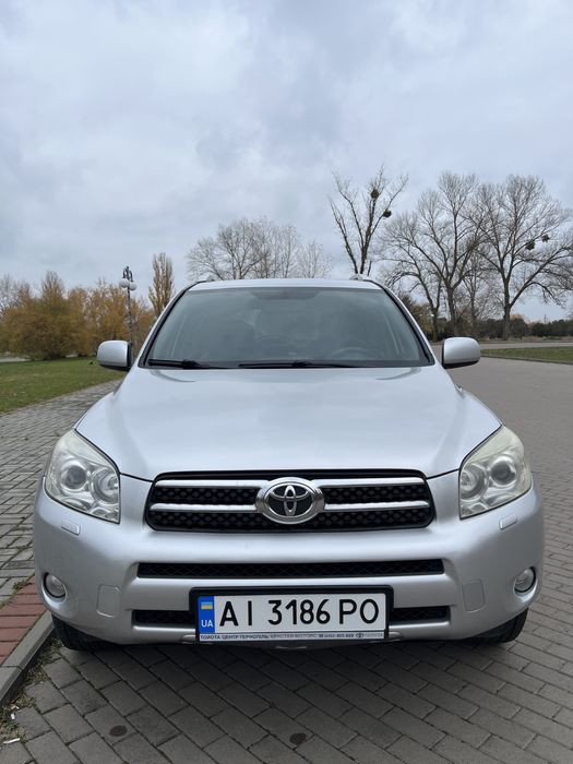 Продам Toyota RAV4 2007 року