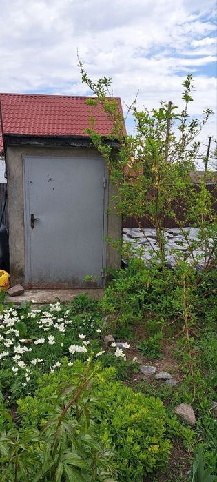 Продам власний будинок у м. Яготин,у спокійному затишному місці.