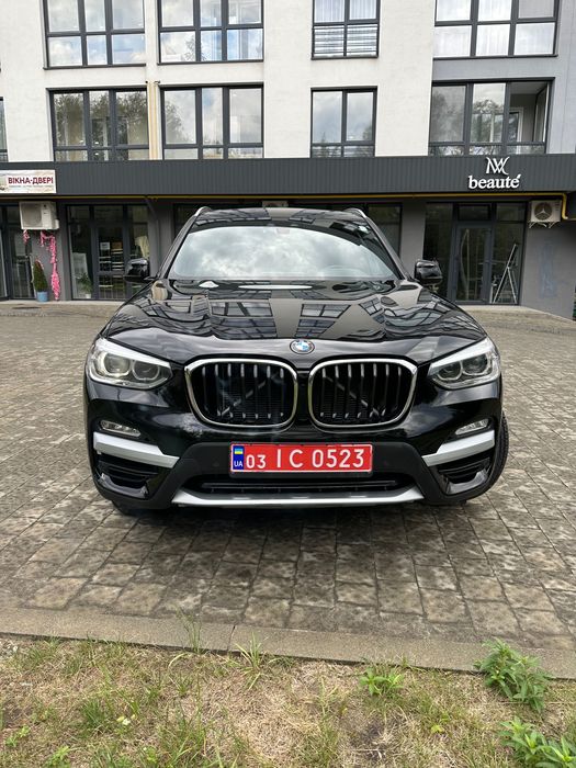 Автомобіль бмв х3