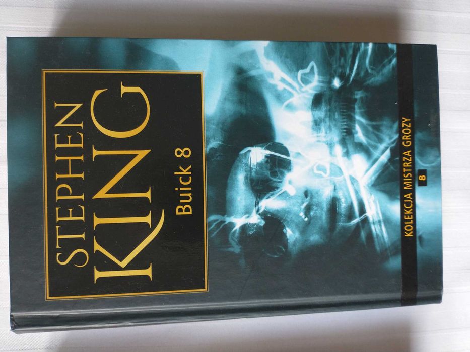 King Stephen - zestaw książek: "Komórka", "Cujo", "Koniec warty", "Buick 8" + gratis