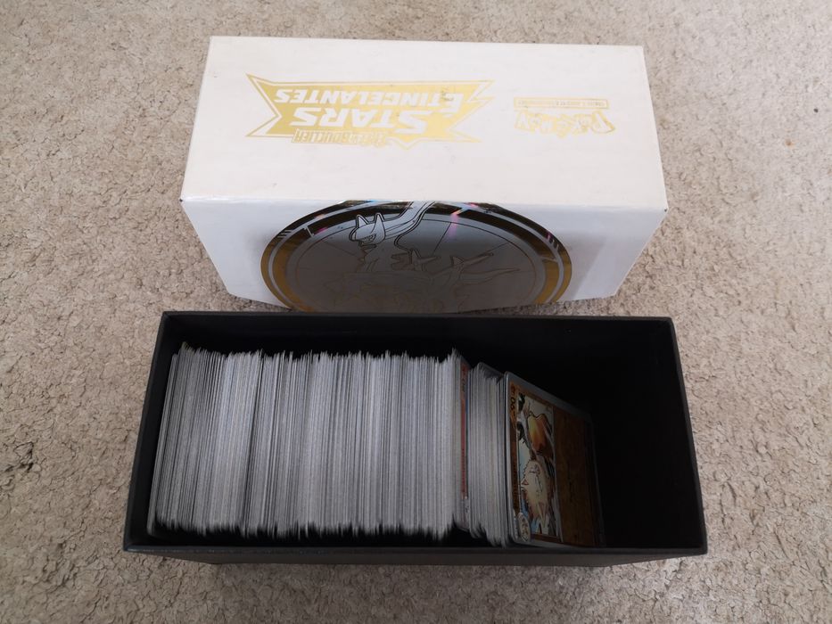 Conjunto de 325 cartas Pokémon