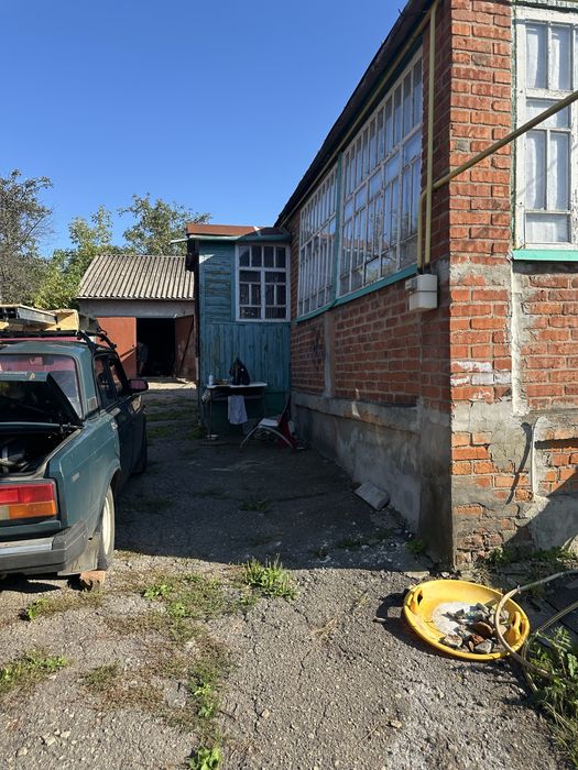 Продам 1/2 част. будинку у с. Коротич