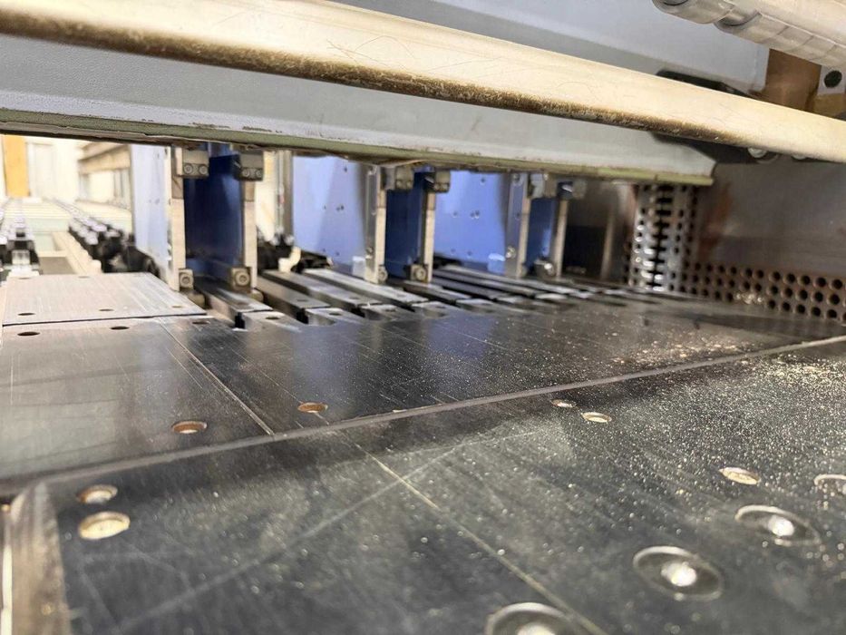 Seccionadora Holzma HPL 300