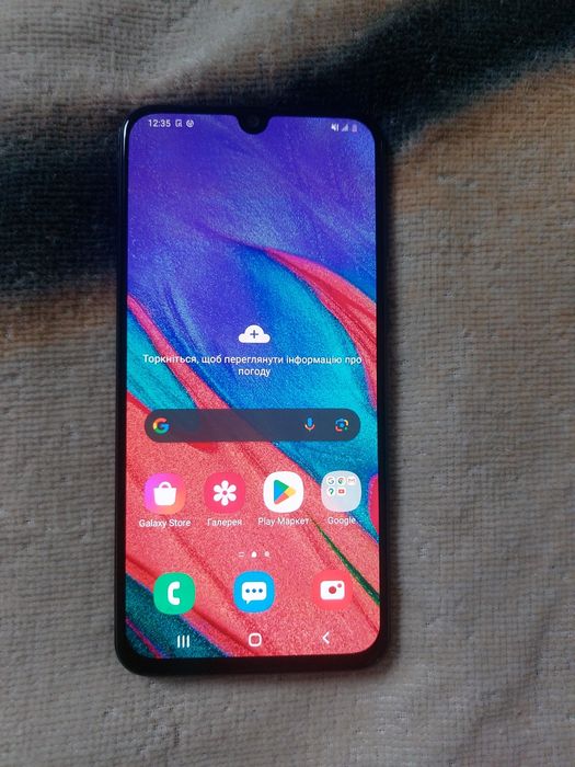 Телефон смартфон Samsung Galaxy A40