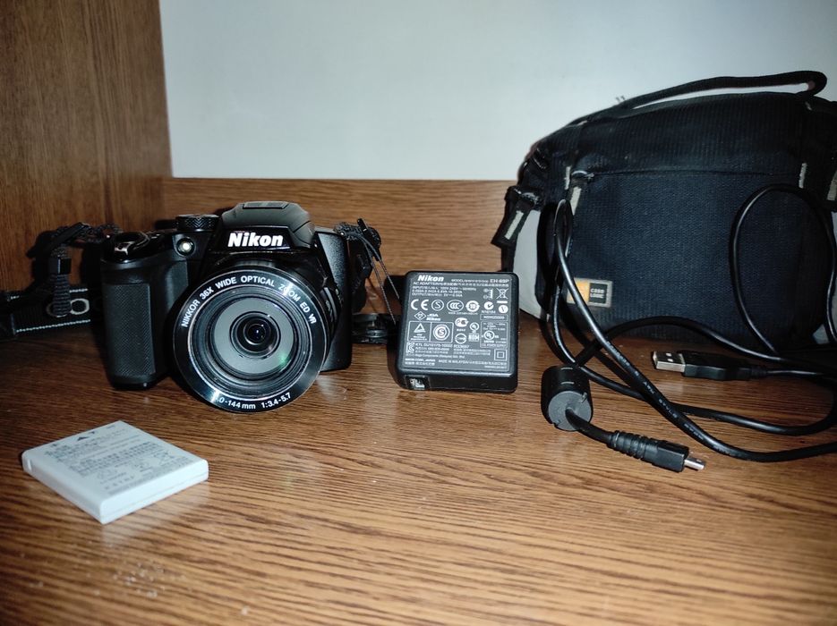 фотоапарат Nikon P500