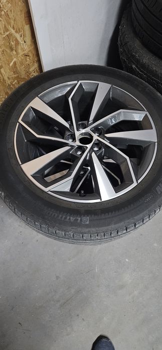 Koła letnie Audi Q 5 rocznik 2024, 235/55/19 orginale