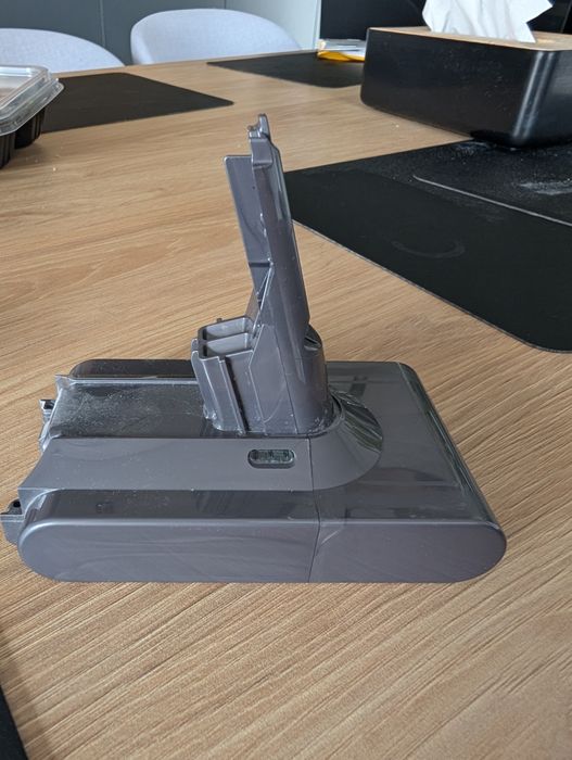 Używana bateria Dyson V8 absolute