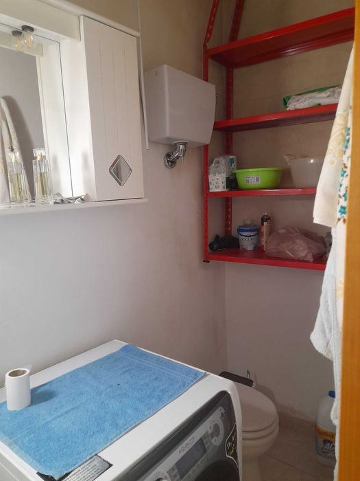 casa indipendente tre piani a fabriano italia
