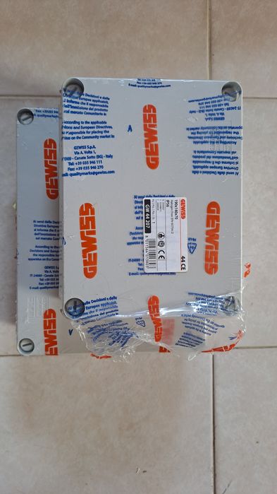 Caixas de derivação estanques IP56