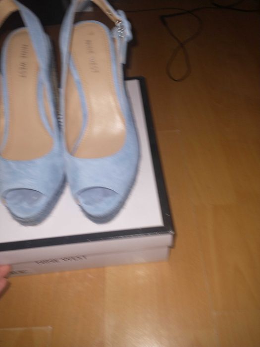 Sandały na koturnie niebieskie zamsz 37 Nine West