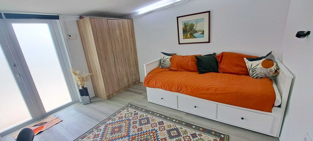 DESPESAS INCLUÍDAS - Estúdio T0 completo com jardim