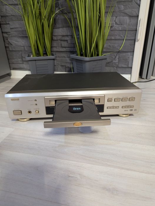 DENON DVD player 3300
