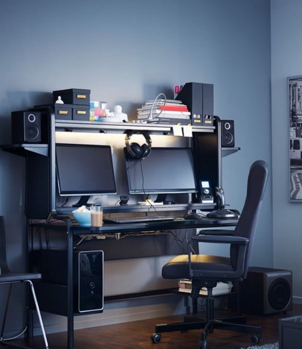 Secretaria gamer do IKEA FREDDE