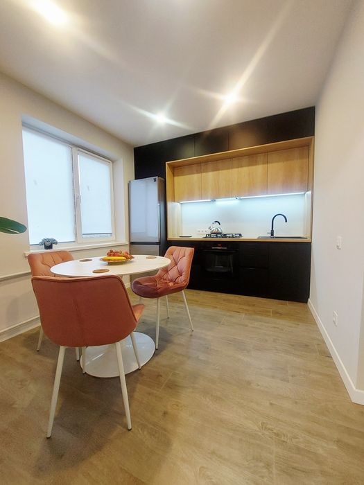 Продам 1-но кімнатну квартиру ж/м Тополь -3.