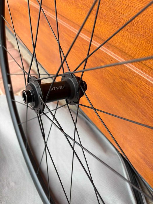 Koła szosowe DT Swiss Performance LN – SRAM XDR | Canyon Ultimate | Stan bardzo dobry
