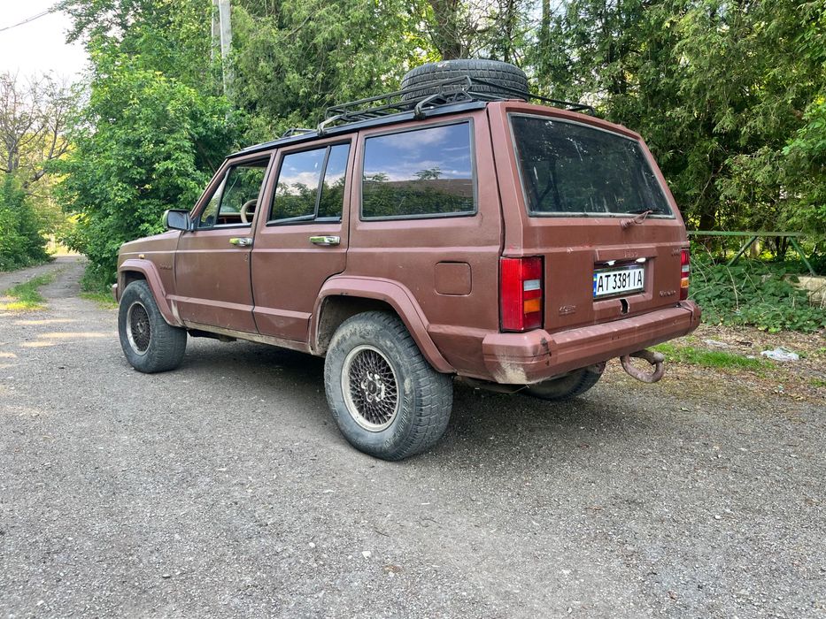 Jeep Cherokee 4x4. Обмін.