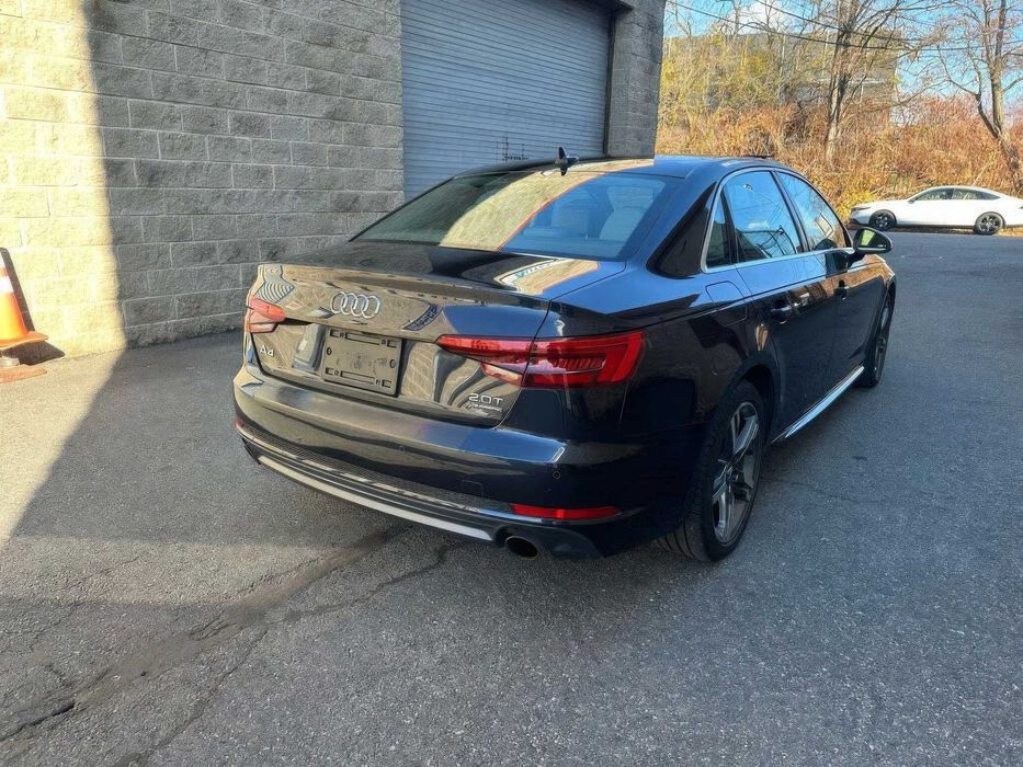 Audi A4 quattro Premium Plus      2017