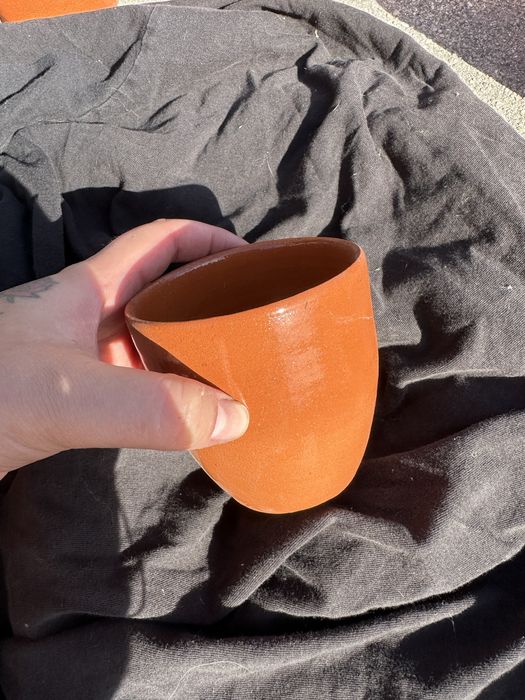 Copos, canecas de barro