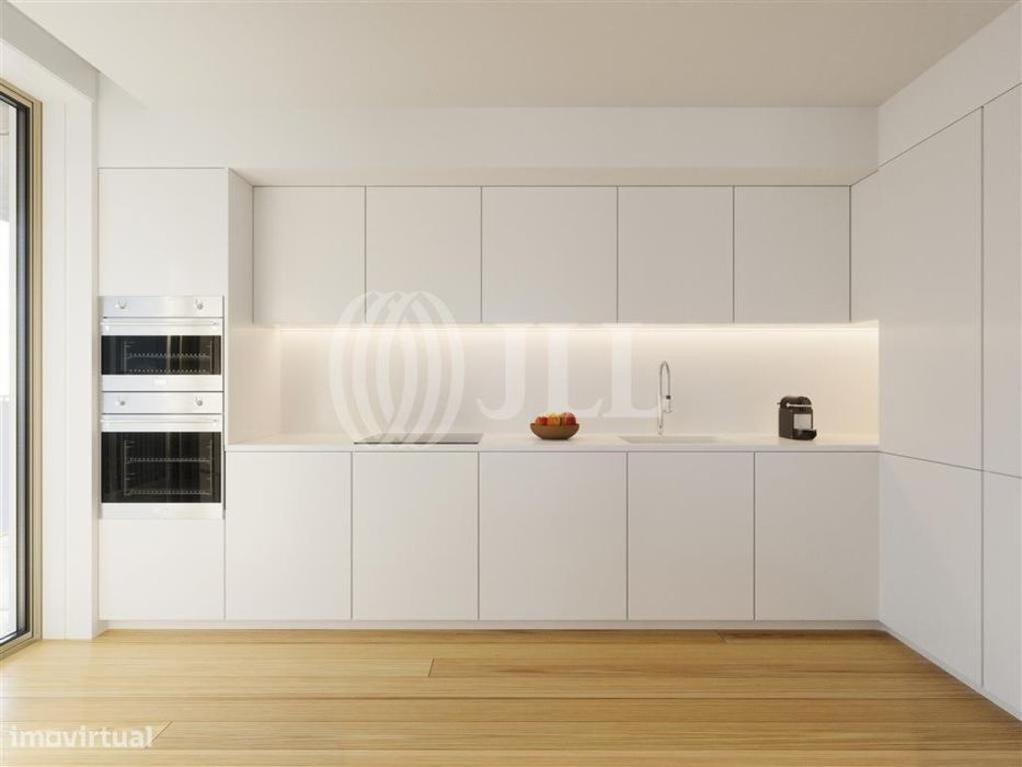 Apartamento T0 no Fernão Magalhães 127 no Bonfim, Porto