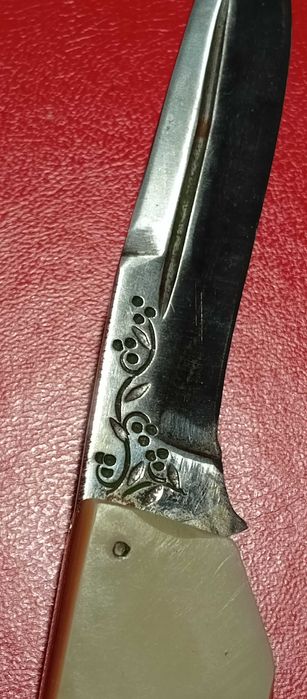 Продается Нож выкидной