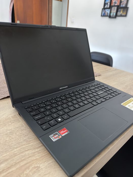 Laptop Asus Negra