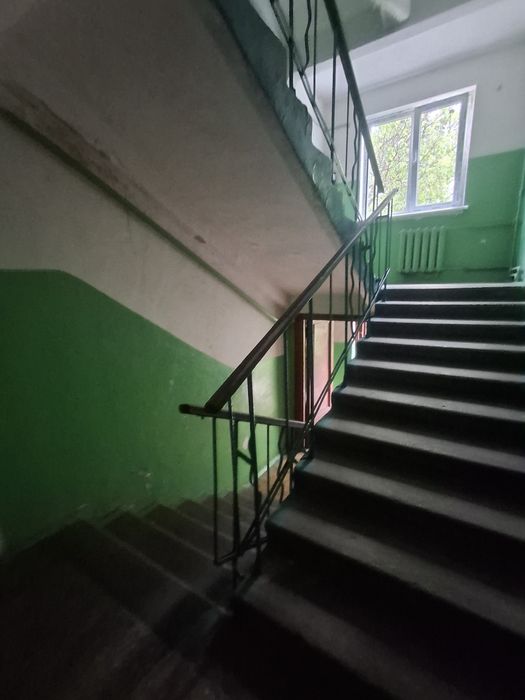 1 поверх! Продаж 3 кім квартири Пр. Перемоги (Круг)