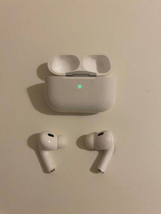 AirPods Pro 2 Apple