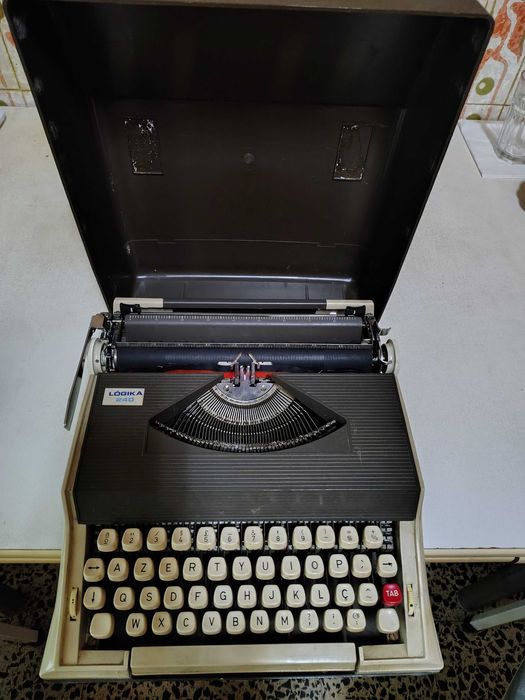 Maquina de escrever manual