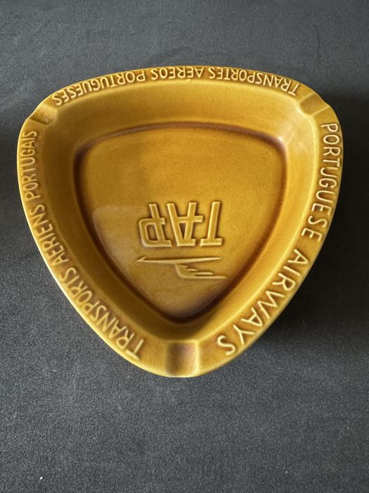 Cinzeiro vintade TAP