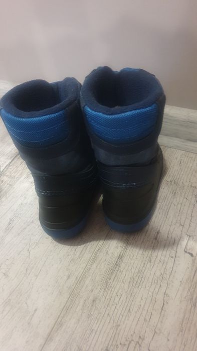 Зимние сапожки на мальчика