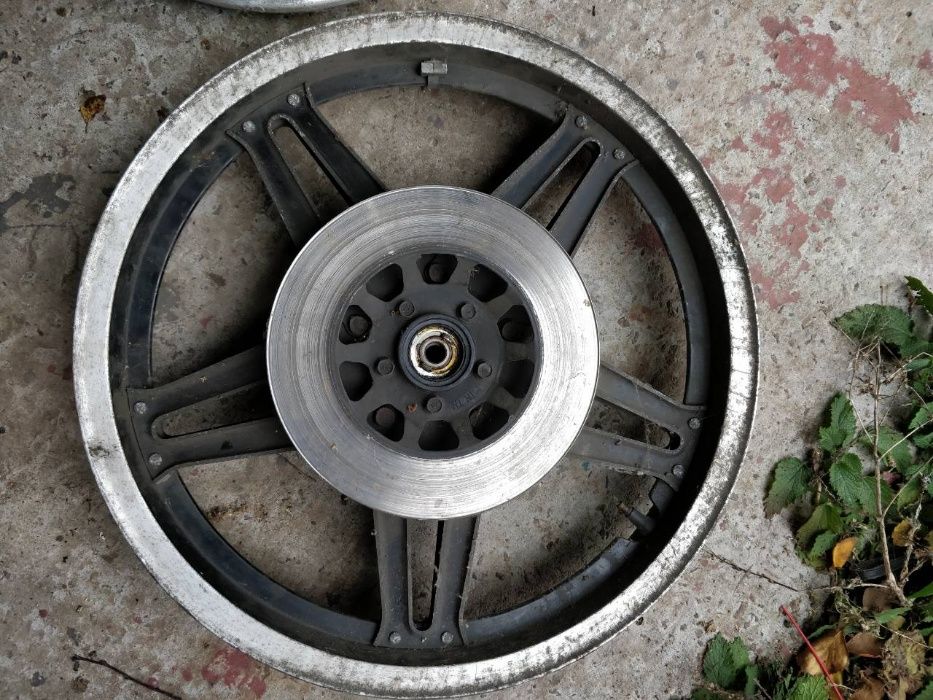 Колёса от мотоцикла Honda CB 750: 180 $ - Зчеплення Черкаси на Olx