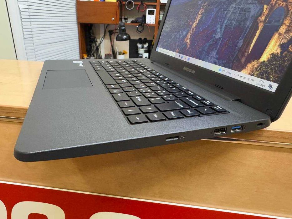 Німецький ноутбук Medion Intel Core i3/8gb/SSD256gb(Оплача Частинами)