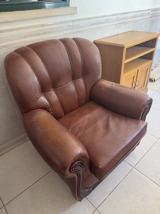 Poltronas Antigas em Castanho