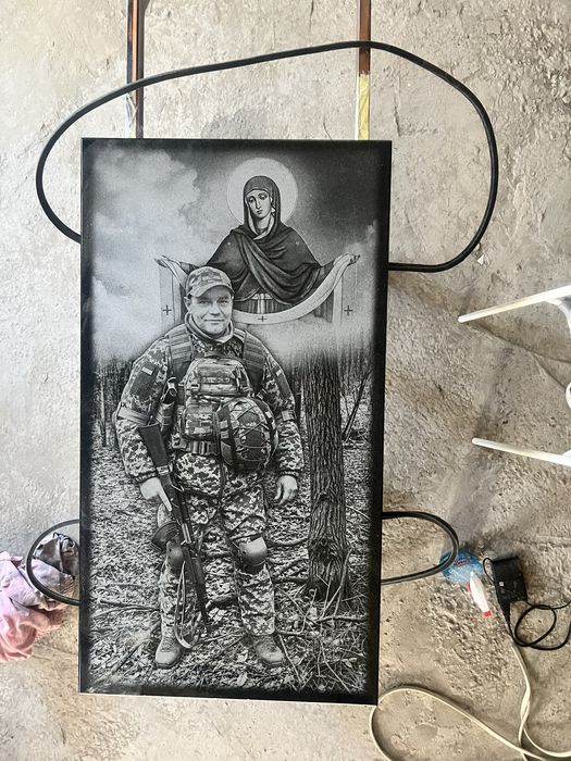 Художня робота на памʼятники