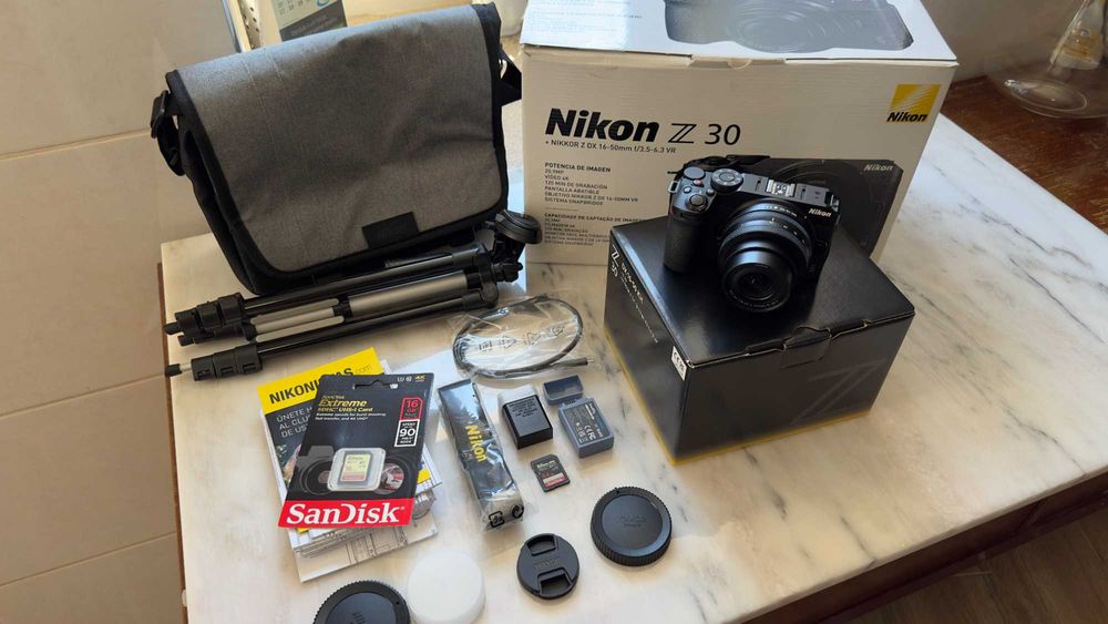 Nikon Z30 como NOVA + Extras