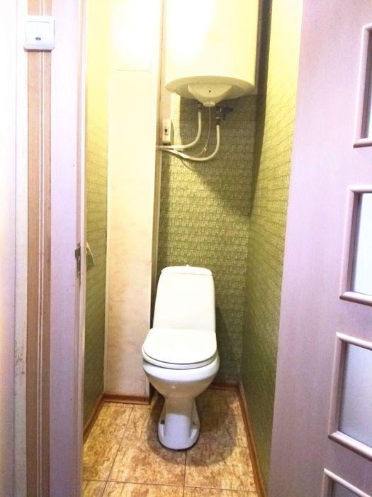 2-кімнатна в центрі Канева