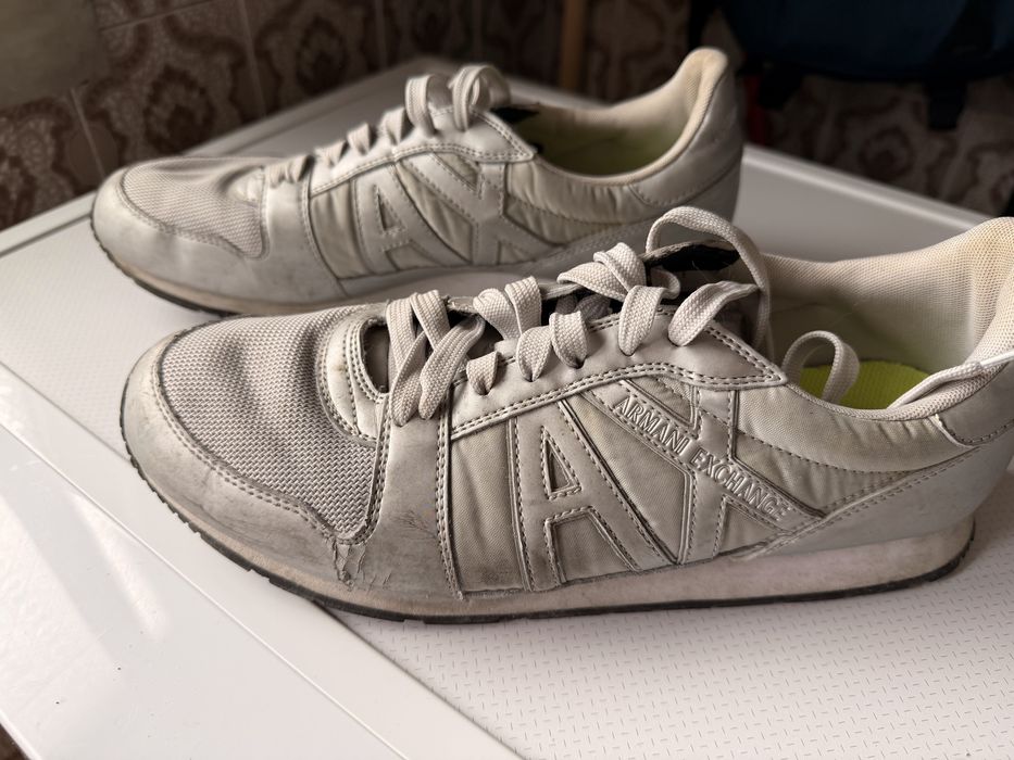 Tenis Armani  usado mas ainda se  usa !!
