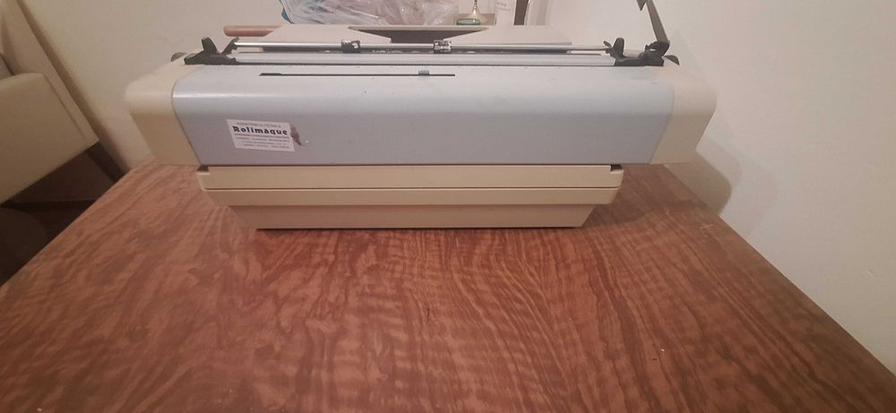 Maquina de Escrever ROVER 8000