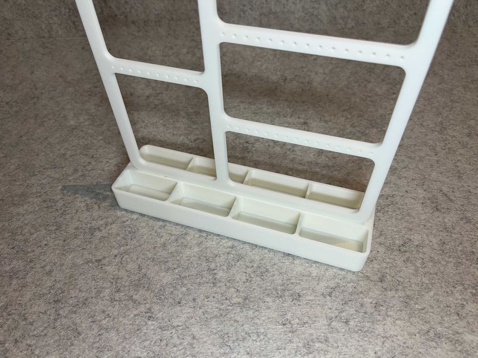 Stojak organizer na bizuterie
