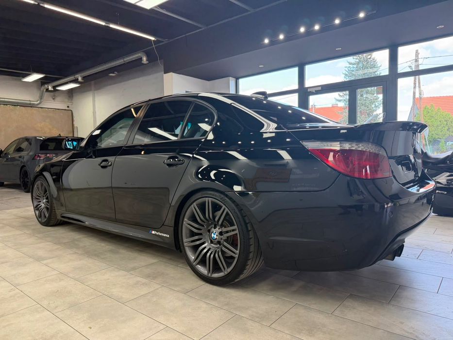 Samochód Osobowy BMW e60 530d