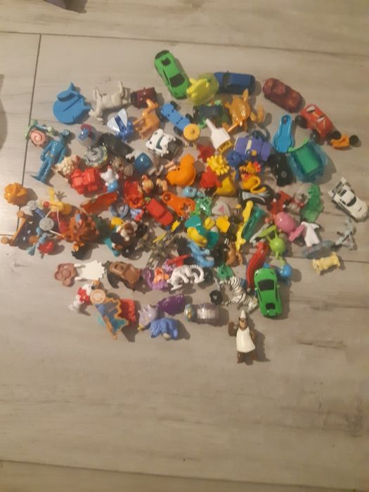 Różne zabawki dla dzieci