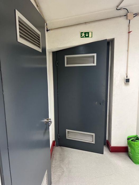 Sala / Espaço para alugar
