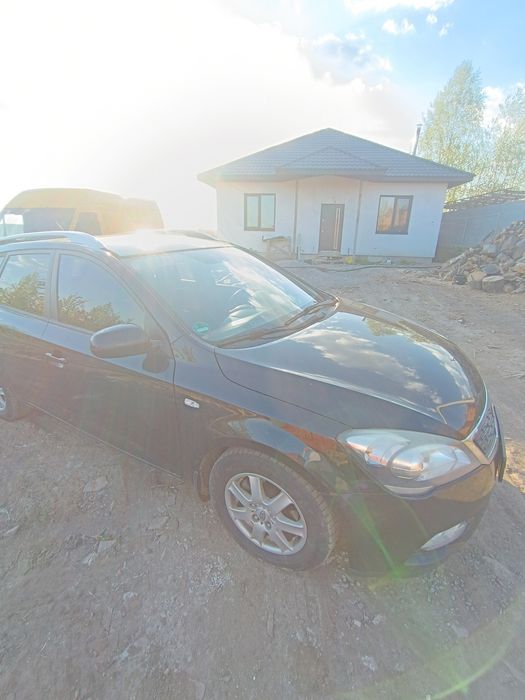 Продам автомобіль Kia ceed