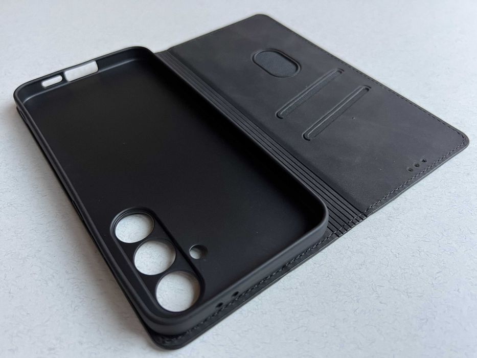 Samsung Galaxy S24 FE чохол книжка еко шкіра слоти для карт чехол
