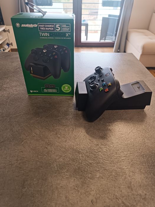 Stacja ładująca Xbox ładowarka