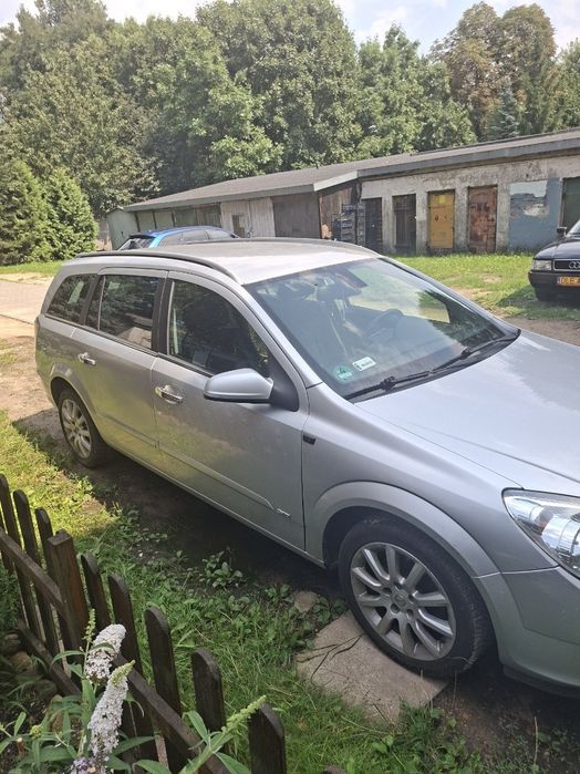 Opel Astra rocznik 2004 Bogate wyposażenie